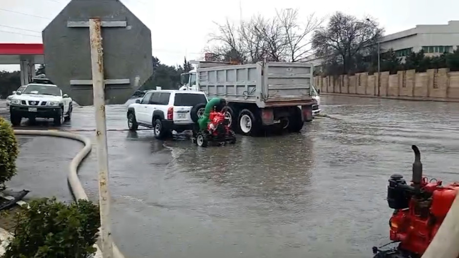 İntensiv yağışlarla əlaqədar 84 nəfər təxliyə edilib - FHN (FOTO/VİDEO)