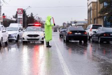 Yağışın yaratdığı hallarla bağlı bütün müraciətlərə operativ reaksiya verilir - DİN (FOTO)