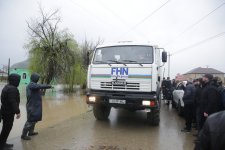 Xaçmazın icra başçısı selin vurduğu ərazilərə getdi (FOTO)