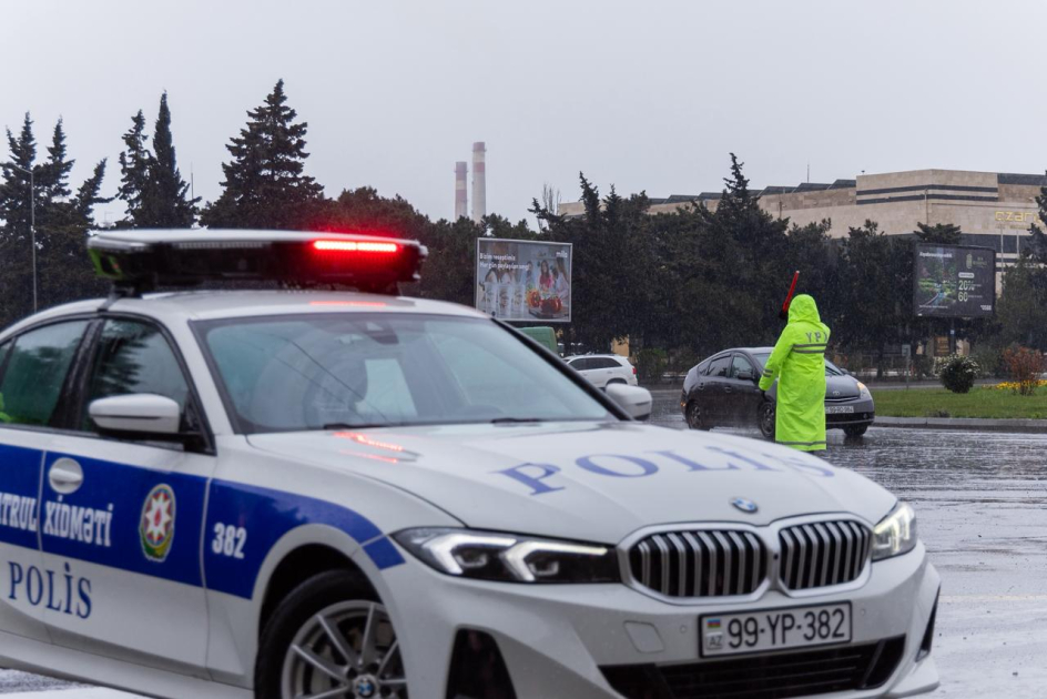 Yağışın yaratdığı hallarla bağlı bütün müraciətlərə operativ reaksiya verilir - DİN (FOTO)