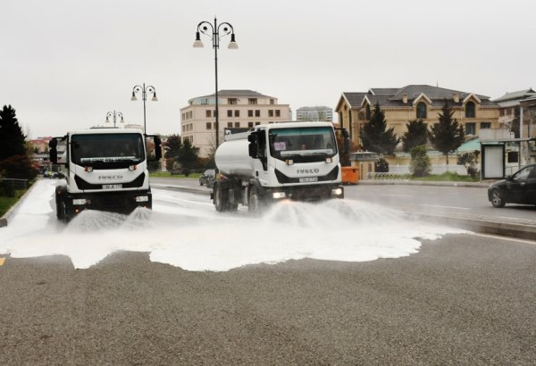 Bu gün paytaxtın 555 küçəsi yuyulub (FOTO)