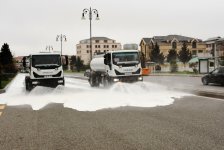 Bu gün paytaxtın 555 küçəsi yuyulub (FOTO)