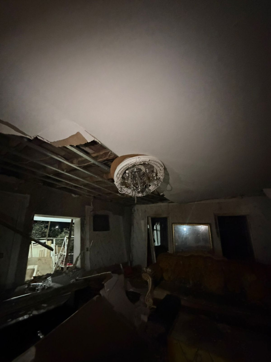 Şirvanda yaşayış evində partlayış baş verib (FOTO/VİDEO)