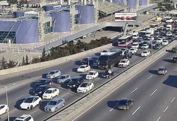 DİQQƏT: Bu yollarda tıxac var - SİYAHI (FOTO)