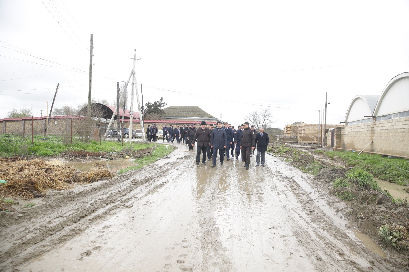 Xaçmazda icra başçısı zərərçəkmiş kəndlərə baş çəkdi: tapşırıqlar verdi (FOTO)