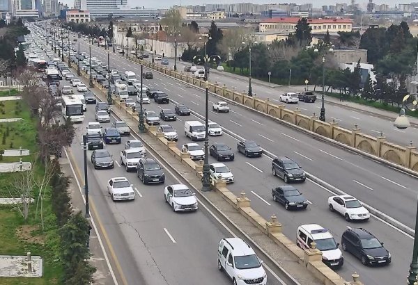 DİQQƏT: Bu yollarda tıxac var - SİYAHI