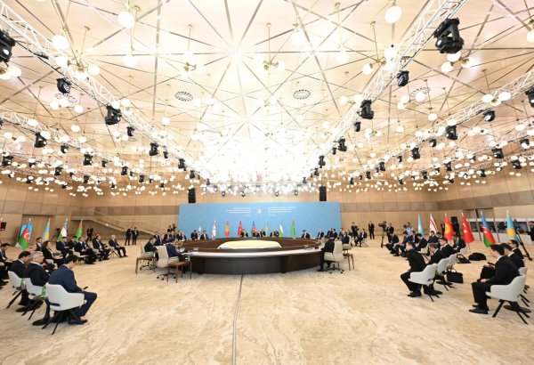 Bakıda TDT hökumət başçılarının görüşü çərçivəsində birgə bəyanat qəbul edilib (YENİLƏNİB)