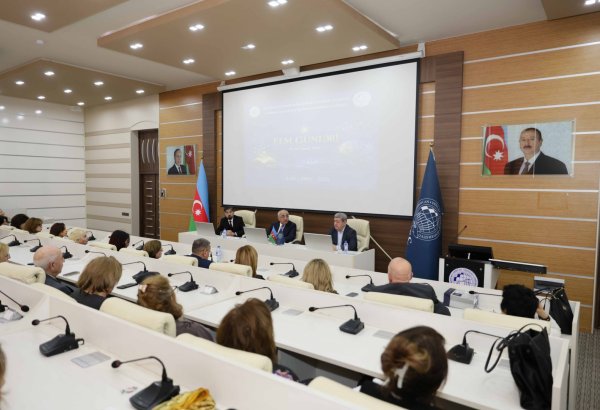 UNEC-də "Elm Günləri": Prezident İlham Əliyevin dil siyasəti milli kimliyimizin dayağıdır (FOTO)