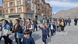 Növbəti köç karvanı Kəlbəcərə çatıb: açarlar təqdim olunub (FOTO) (YENİLƏNİB)