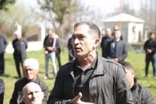 Xaçmazın Aşağı Zeyid kəndində səyyar qəbul keçirilib (FOTO)