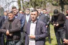 Xaçmazın Aşağı Zeyid kəndində səyyar qəbul keçirilib (FOTO)