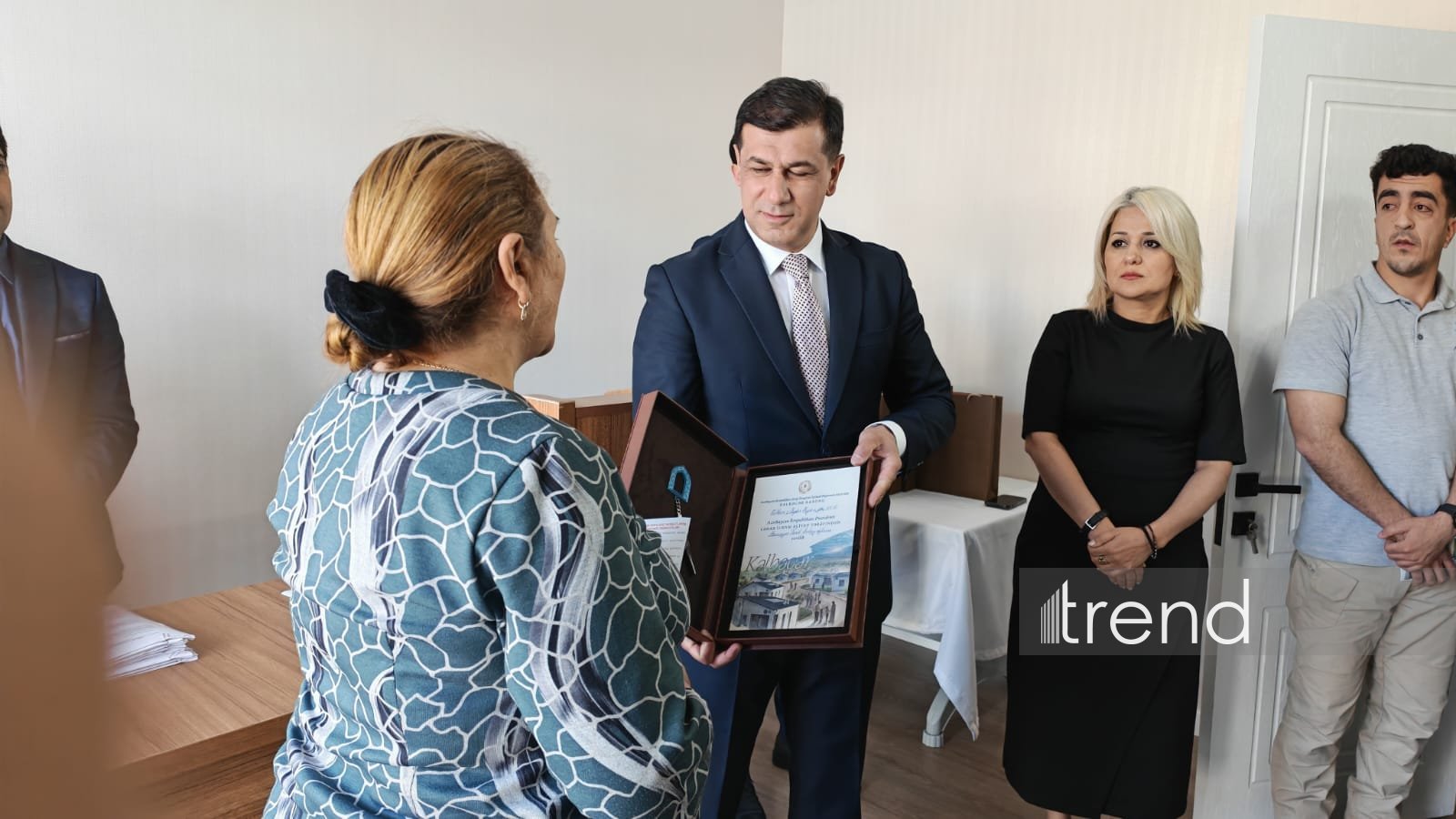 Növbəti köç karvanı Kəlbəcərə çatıb: açarlar təqdim olunub (FOTO) (YENİLƏNİB)