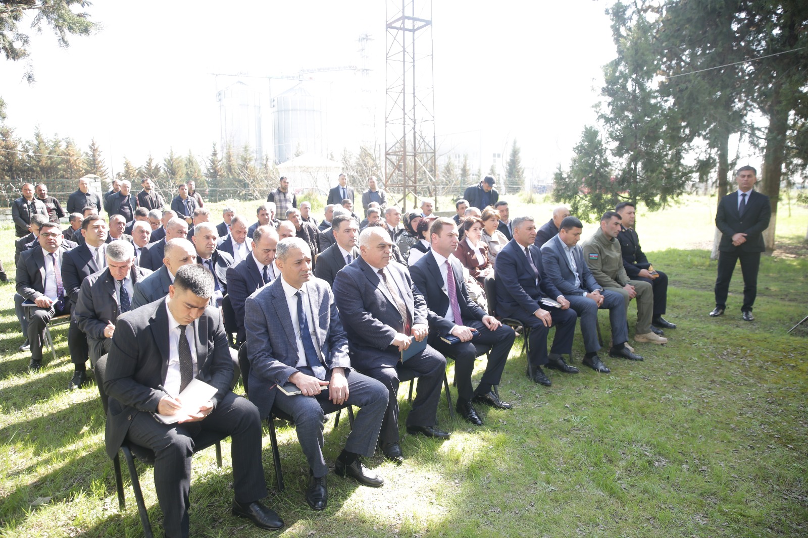 Xaçmazın Aşağı Zeyid kəndində səyyar qəbul keçirilib (FOTO)