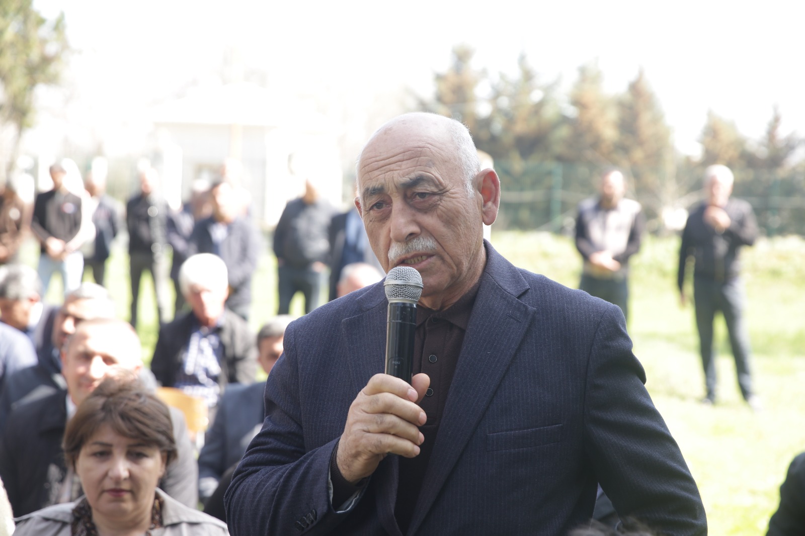 Xaçmazın Aşağı Zeyid kəndində səyyar qəbul keçirilib (FOTO)