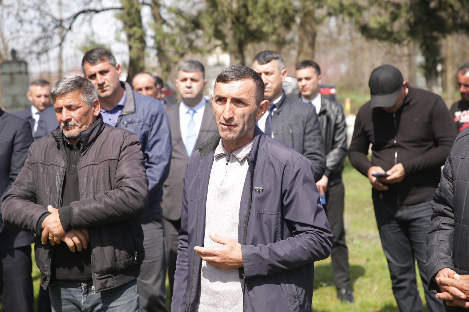 Xaçmazın Aşağı Zeyid kəndində səyyar qəbul keçirilib (FOTO)