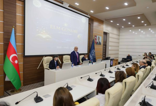 “Elm Günləri”: UNEC-də Nobel mükafatçıları və elmin populyarlaşdırılması müzakirə olunub (FOTO)