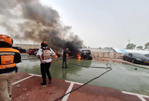 İran İsrailin şimalına kaset başlıqlı raketlər atıb (VİDEO)