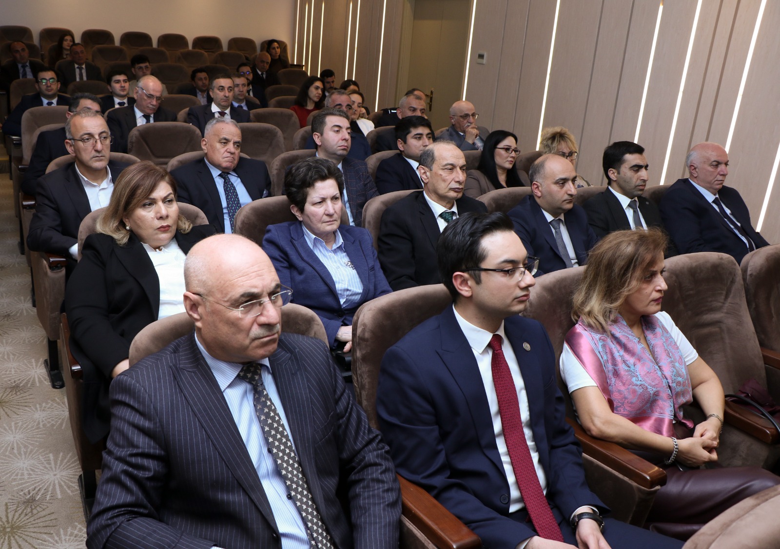 AzMİU-da təhsilin keyfiyyətinin əmək bazarının şərtlərinə uyğunlaşdırılması üçün yeni mərhələ başladı (FOTO)