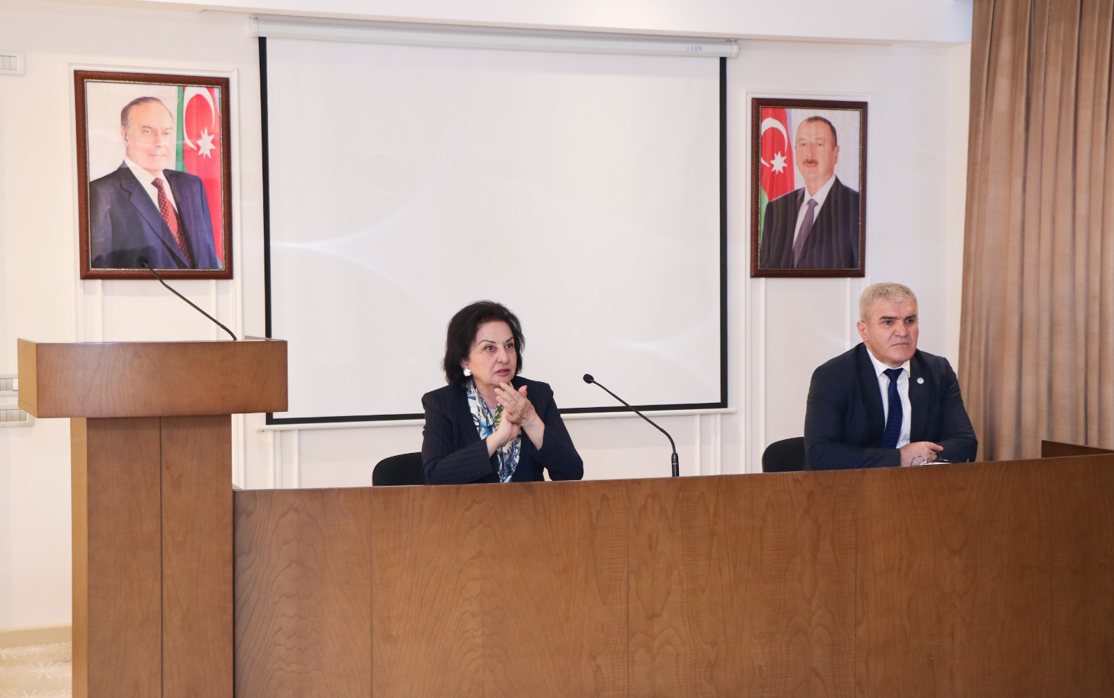 AzMİU-da təhsilin keyfiyyətinin əmək bazarının şərtlərinə uyğunlaşdırılması üçün yeni mərhələ başladı (FOTO)