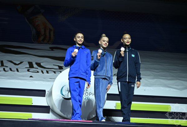 Azərbaycan gimnastı “AGF Trophy” turnirində gümüş medal qazanıb (FOTO)