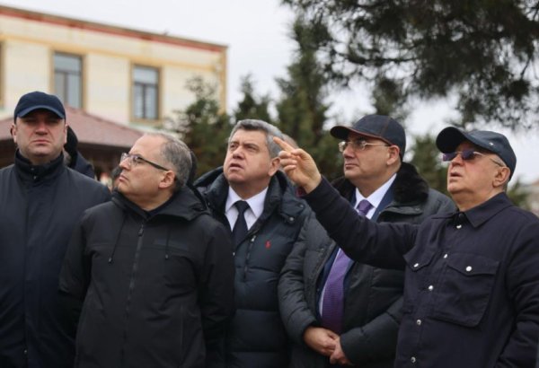 Kəmaləddin Heydərov Badamdardakı sürüşmə zonasında (FOTO/VİDEO)