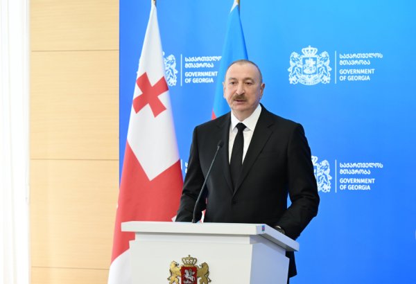 Prezident İlham Əliyev: Əminəm ki, səfərim iki qardaş ölkə arasındakı əlaqələrə yeni təkan verəcək