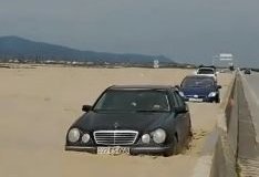 Bakı–Quba yolunu sel suları basıb - Əraziyə texnikalar cəlb olunub (VİDEO)