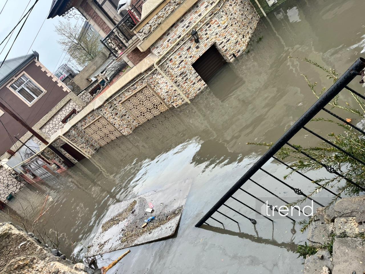 Keşlədə su basan ərazilərdə son vəziyyət (FOTO/VİDEO)