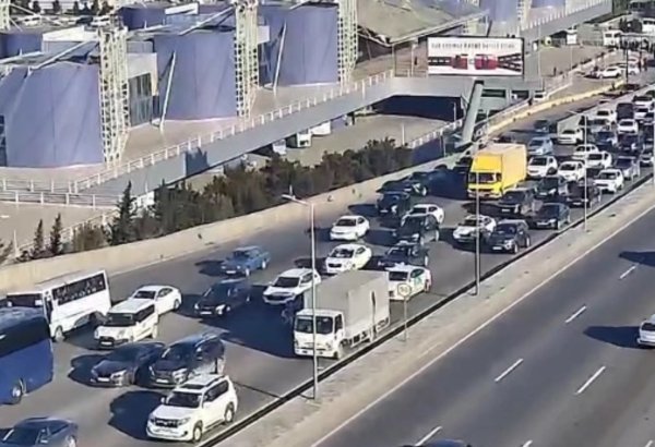 DİQQƏT: Bu yollarda tıxac var - SİYAHI (FOTO)