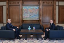 Ceyhun Bayramov qazaxıstanlı həmkarı ilə Orta Dəhlizi müzakirə edib (FOTO) (YENİLƏNİB)