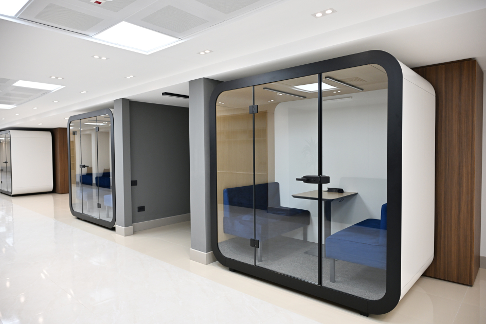 Prezident İlham Əliyev və Birinci xanım Mehriban Əliyeva Milli Aviasiya Akademiyasında Beynəlxalq Təlim Mərkəzinin açılışında iştirak ediblər (FOTO/VİDEO)