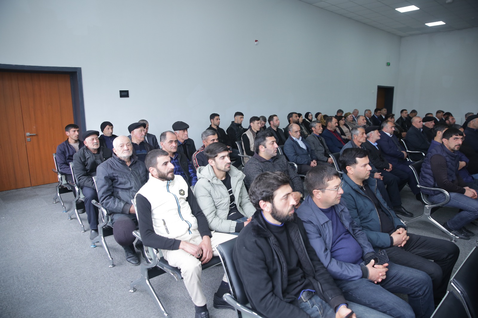 Xaçmazın Palçıqoba kəndində sakinlərin müraciət və təklifləri dinlənilib (FOTO)