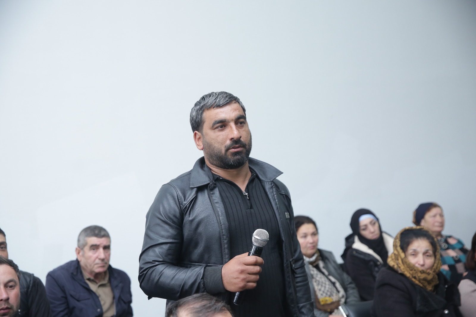 Xaçmazın Palçıqoba kəndində sakinlərin müraciət və təklifləri dinlənilib (FOTO)