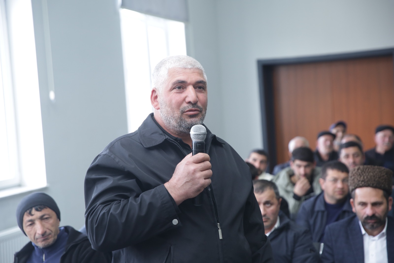 Xaçmazın Palçıqoba kəndində sakinlərin müraciət və təklifləri dinlənilib (FOTO)