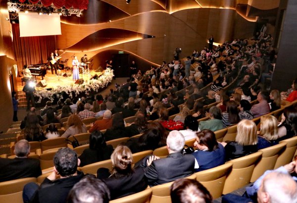 “Arzuların melodiyası” adlı konserti keçirilib (FOTO)