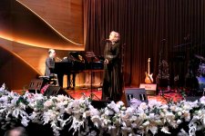 “Arzuların melodiyası” adlı konserti keçirilib (FOTO)