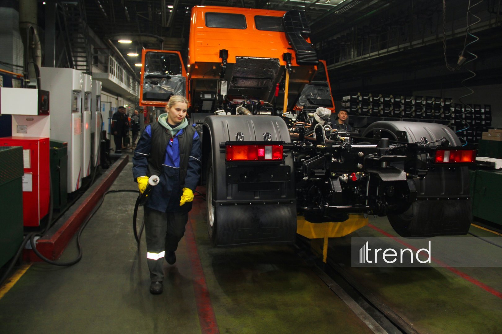 GAZ və MAZ arasında bağlanmış yeni saziş Azərbaycan-Belarus iqtisadi əlaqələrinin inkişafının mərkəzində - Minskdən REPORTAJ (FOTO)