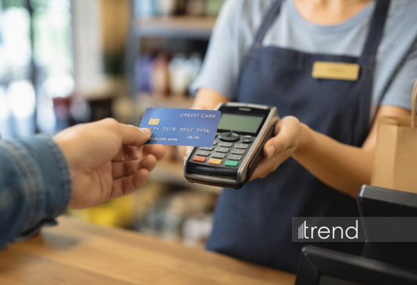 Azərbaycanda kart ödənişləri üzrə komissiya limitləri kimlərə şamil olunacaq? - Deputat açıqladı