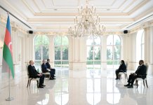 Prezident İlham Əliyev Esvatininin Azərbaycanda yeni təyin olunmuş səfirini qəbul edib (FOTO/VİDEO) (YENİLƏNİB)