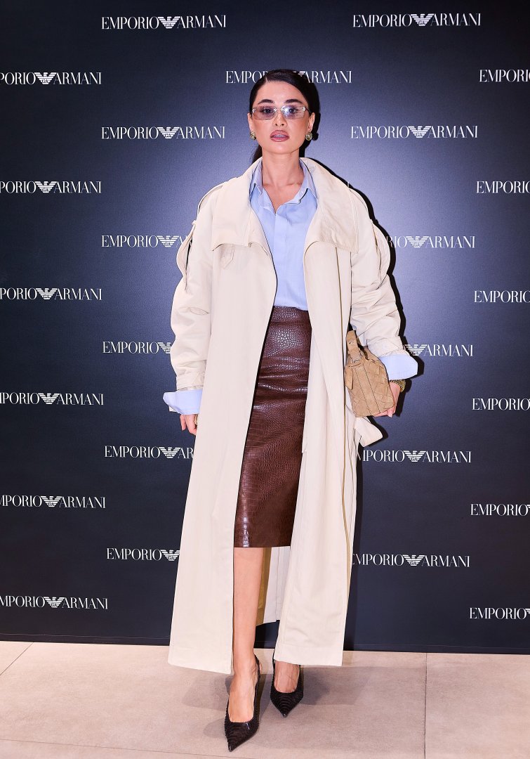 Emporio Armani Bakıda yenilənmiş mağazasını və yaz-yay 2026 kolleksiyasını təqdim etdi (FOTO)