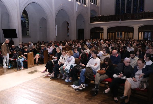 Parisdə azərbaycanlı pianoçunun konserti maraqla izlənib (FOTO)