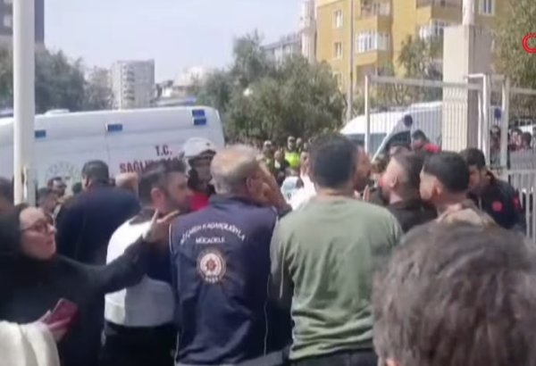 Türkiyədə məktəbdə 4 nəfəri öldürən şagirdin atası saxlanılıb (YENİLƏNİB)