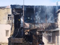 Bakının mərkəzində yanğın söndürülüb (FOTO/VİDEO) (YENİLƏNİB)