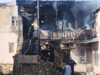 Bakının mərkəzində yanğın söndürülüb (FOTO/VİDEO) (YENİLƏNİB)