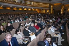 Leyla Əliyeva və Alena Əliyeva “Mən, Lalə, bir də Şerlok Holms 2” filminin ikinci mövsümünün təqdimat mərasimində iştirak ediblər (FOTO)