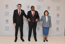 Azərbaycan və Ermənistan parlament sədrləri İstanbulda görüşüblər (FOTO)