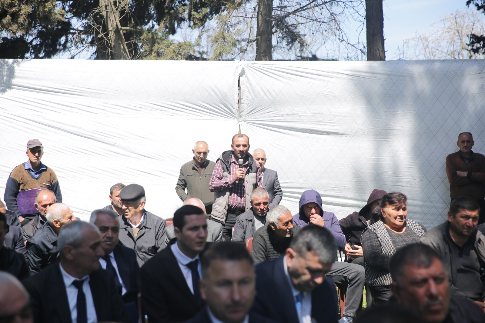 Xaçmaz rayonunda növbəti səyyar qəbul Dədəli kəndində keçirilib (FOTO)