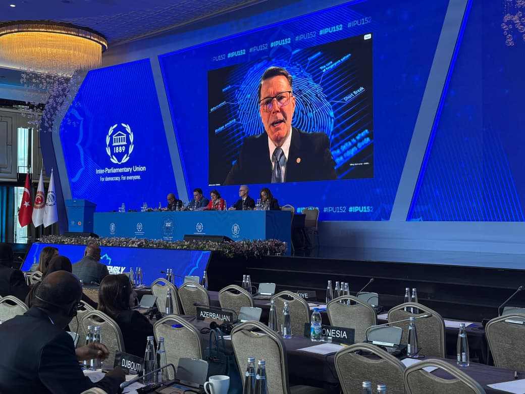 Azərbaycan kibertəhdidlərə qarşı effektiv mübarizə aparır - Deputat (FOTO)