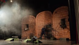 Natiq Qasımova həsr olunan “Ölməz” tamaşası Heydər Əliyev Fondunun dəstəyi ilə Mingəçevirdə təqdim edilib (FOTO)