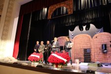 Natiq Qasımova həsr olunan “Ölməz” tamaşası Heydər Əliyev Fondunun dəstəyi ilə Mingəçevirdə təqdim edilib (FOTO)